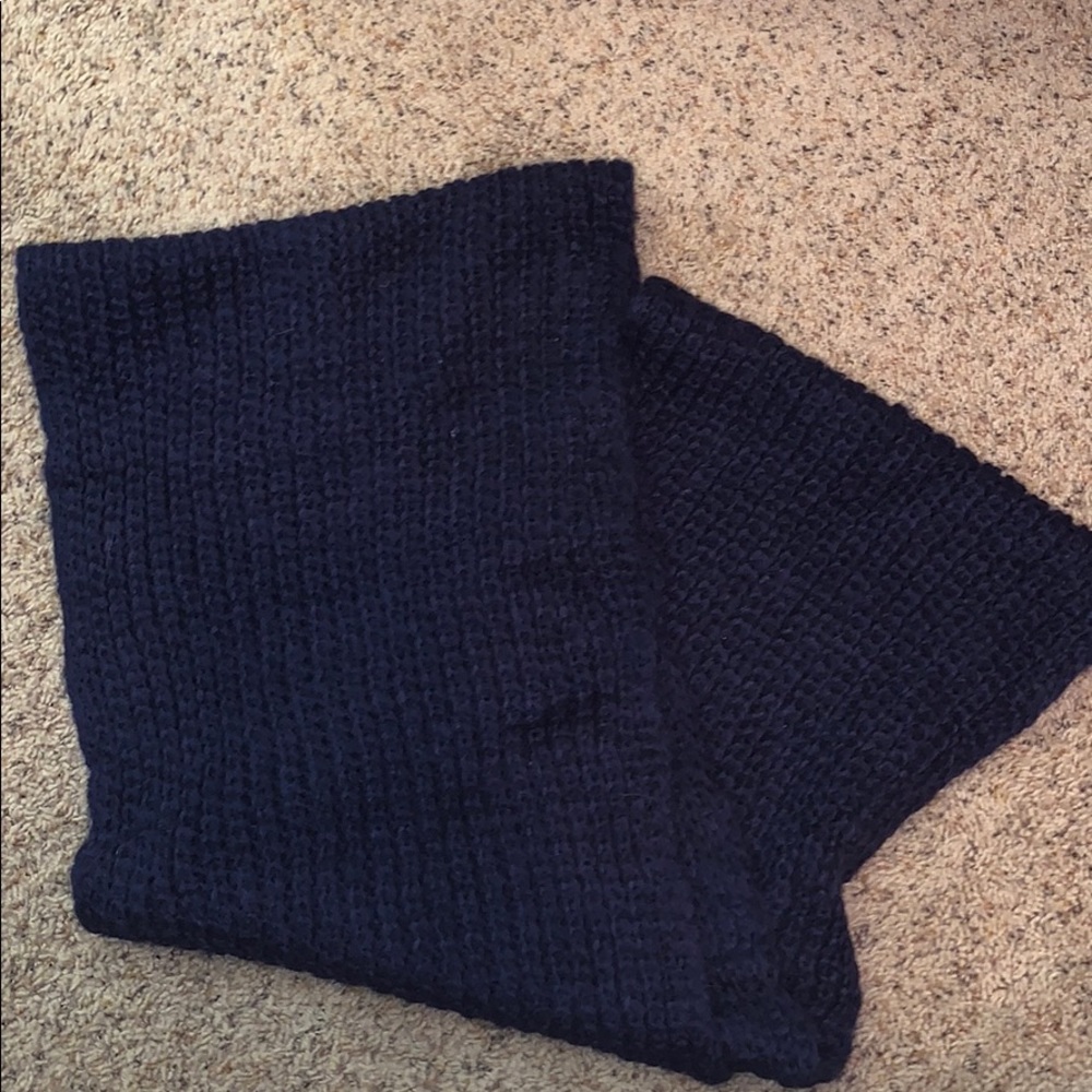 Navy knit infinity scarf